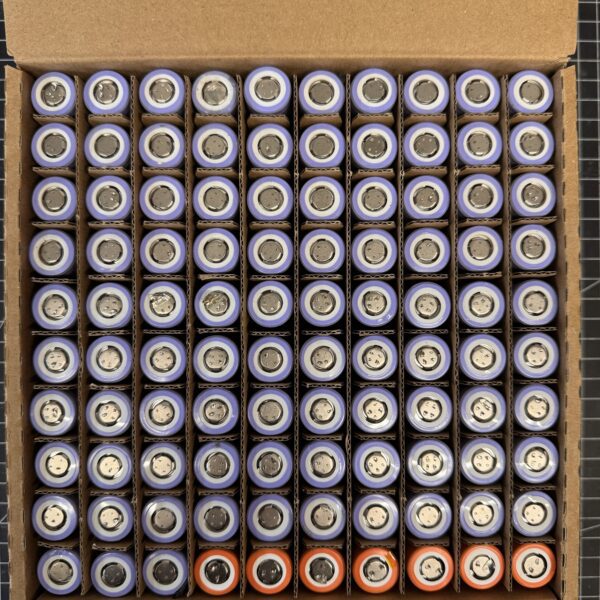 x100 18650 Zellen diverse Modelle