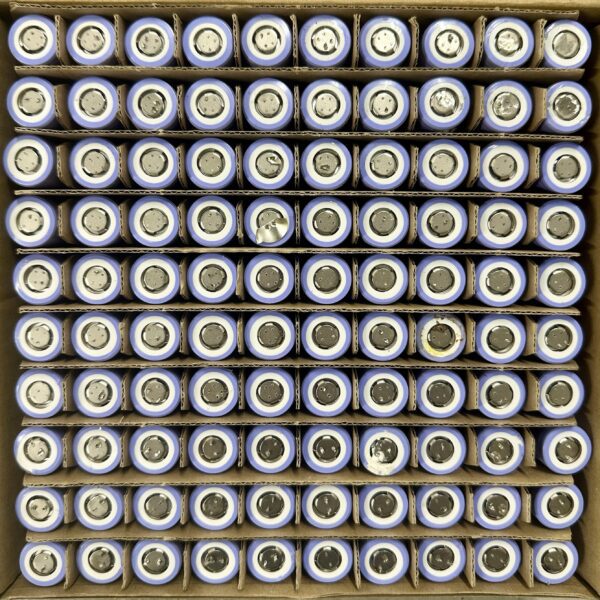 x100 18650 Samsung INR18650-29E